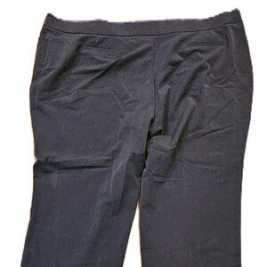 28W average Avenue Gray Dress Pants